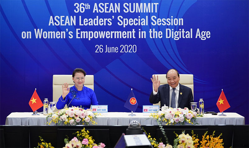 Vượt lên thử thách, thúc đẩy tăng trưởng

